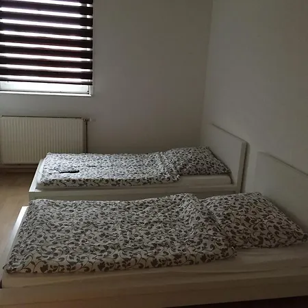 Hostal 1A Zimmervermietung Hannover/Laatzen *